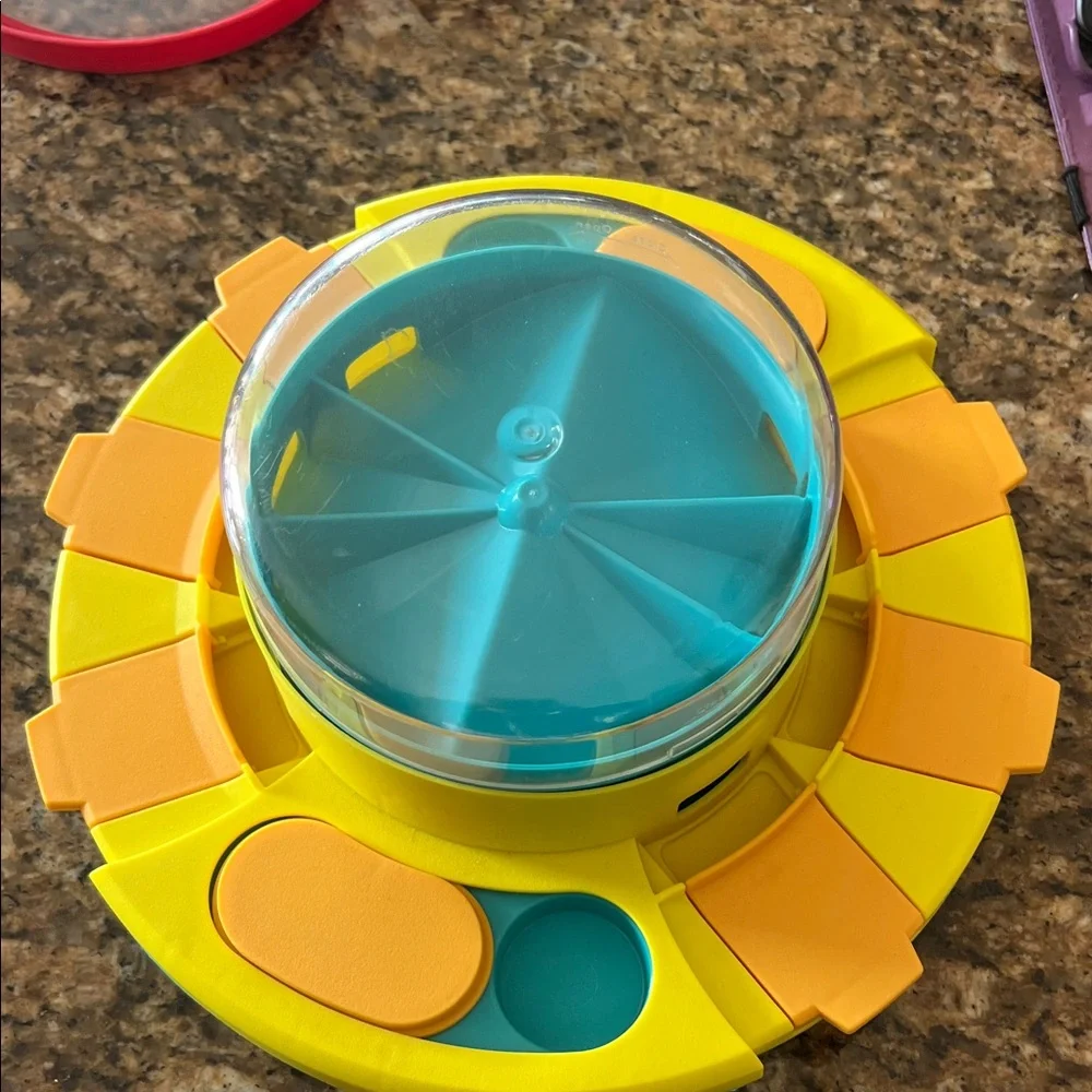 Interactive Blue and Yellow Dog Feeder